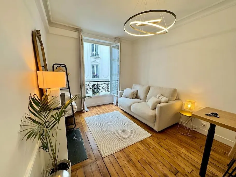 Nouveau Apartment