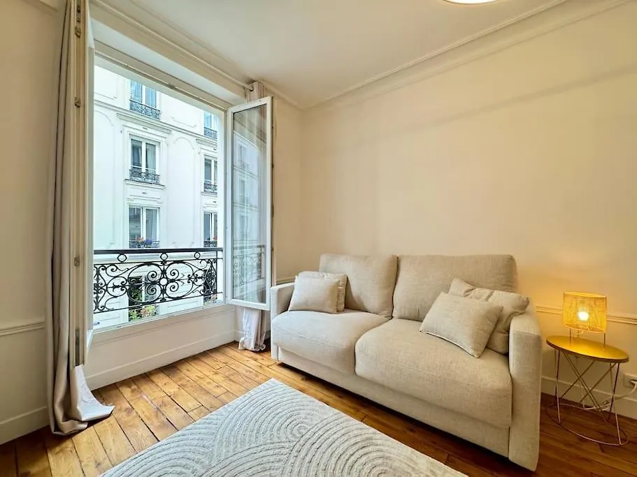 Nouveau Apartmán